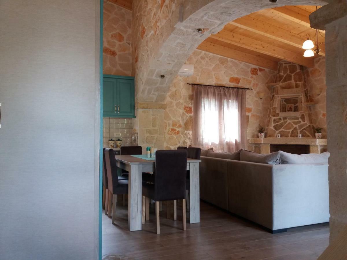 Villa Liberta Keri Buitenkant foto