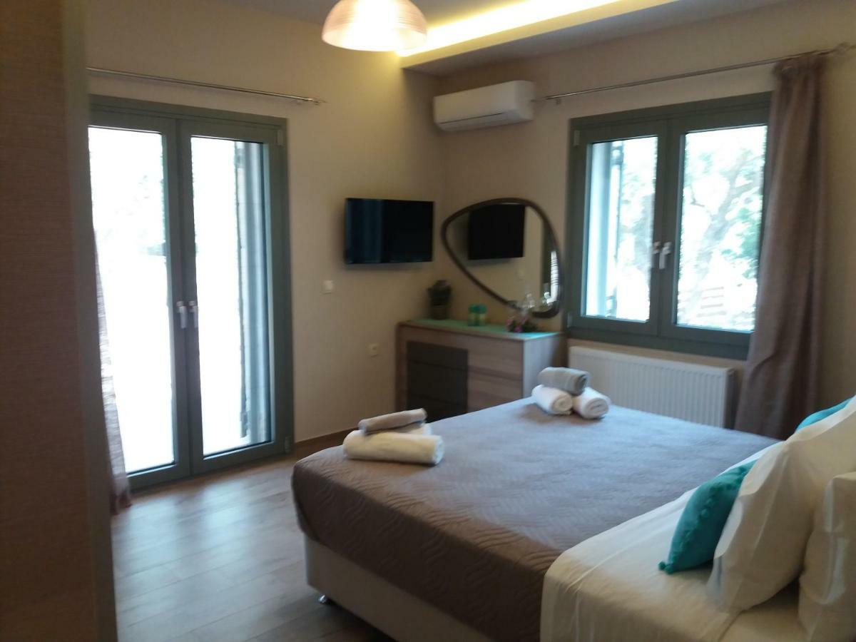 Villa Liberta Keri Buitenkant foto